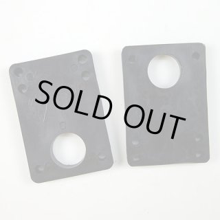 スケートボード用ライザーパッド販売